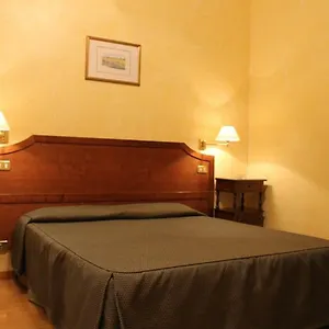 Fiori Ξενοδοχείο